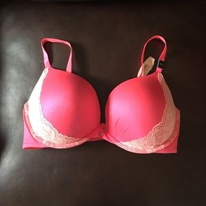 Victoria's Secret plunge push up bra 36DD NWT
