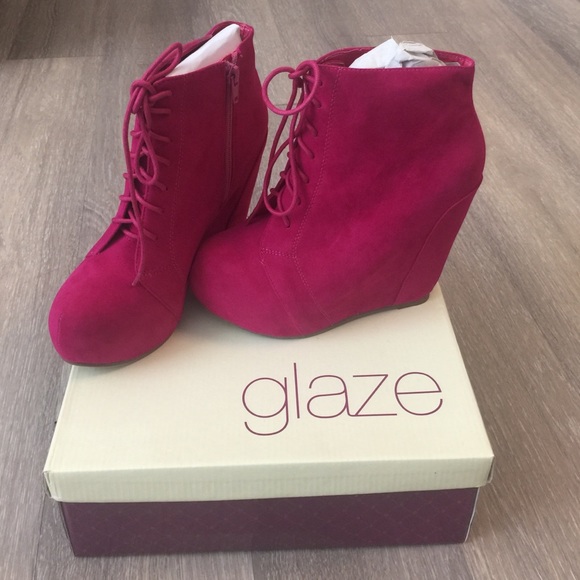 Fushia BOOTIE Never Used