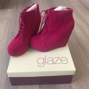 Fushia BOOTIE Never Used