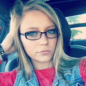 Meet your Posher, Kylie