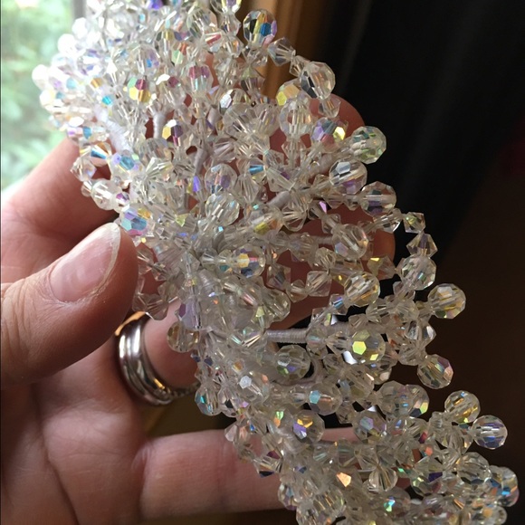 Swavokski crystal tiara. - Picture 3 of 6