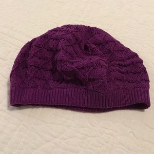 F21 knit beanie.