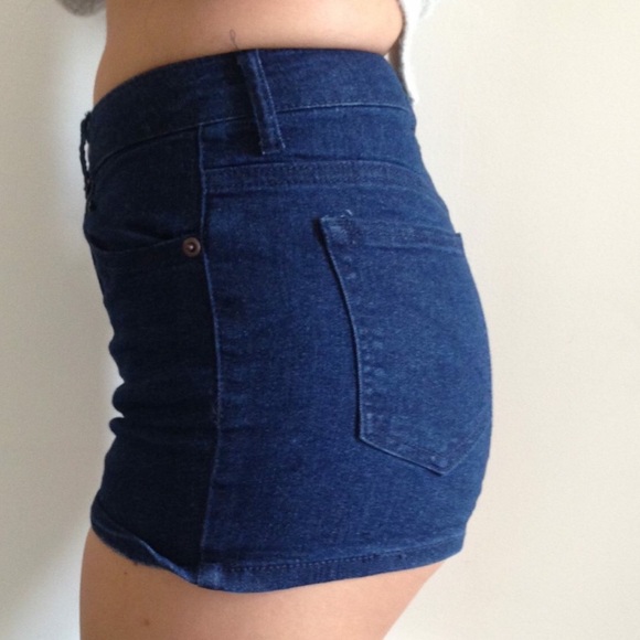 Blue jean shorts. High rise