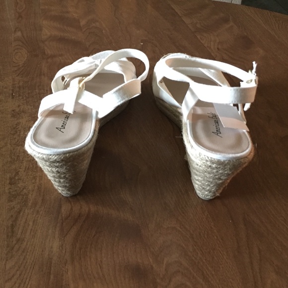 13 🆕 White Ankle Strap Criss Cross Cut Out Wedges - Picture 4 of 4