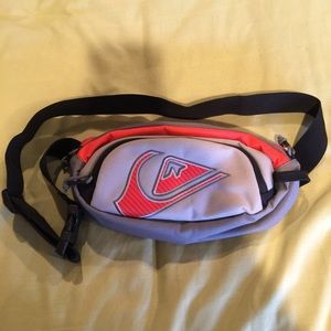 " Quicksilver" fanny pak!