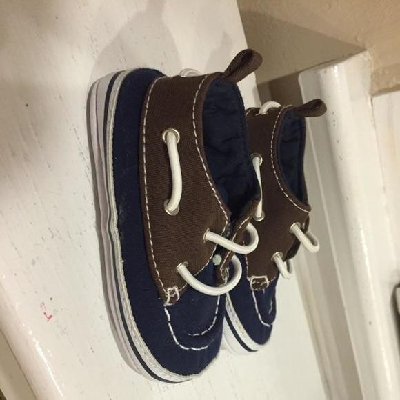 Carters - Picture 2 of 4