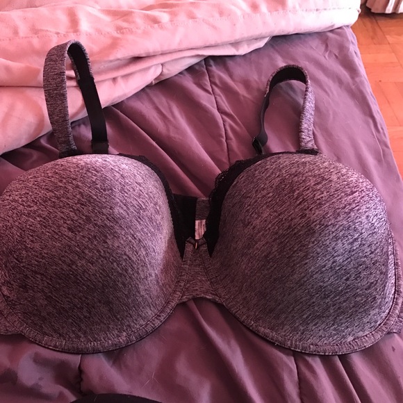 Bra never worn