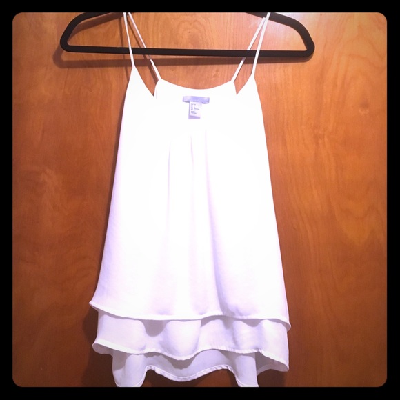 H&M Tops - White sleeveless blouse