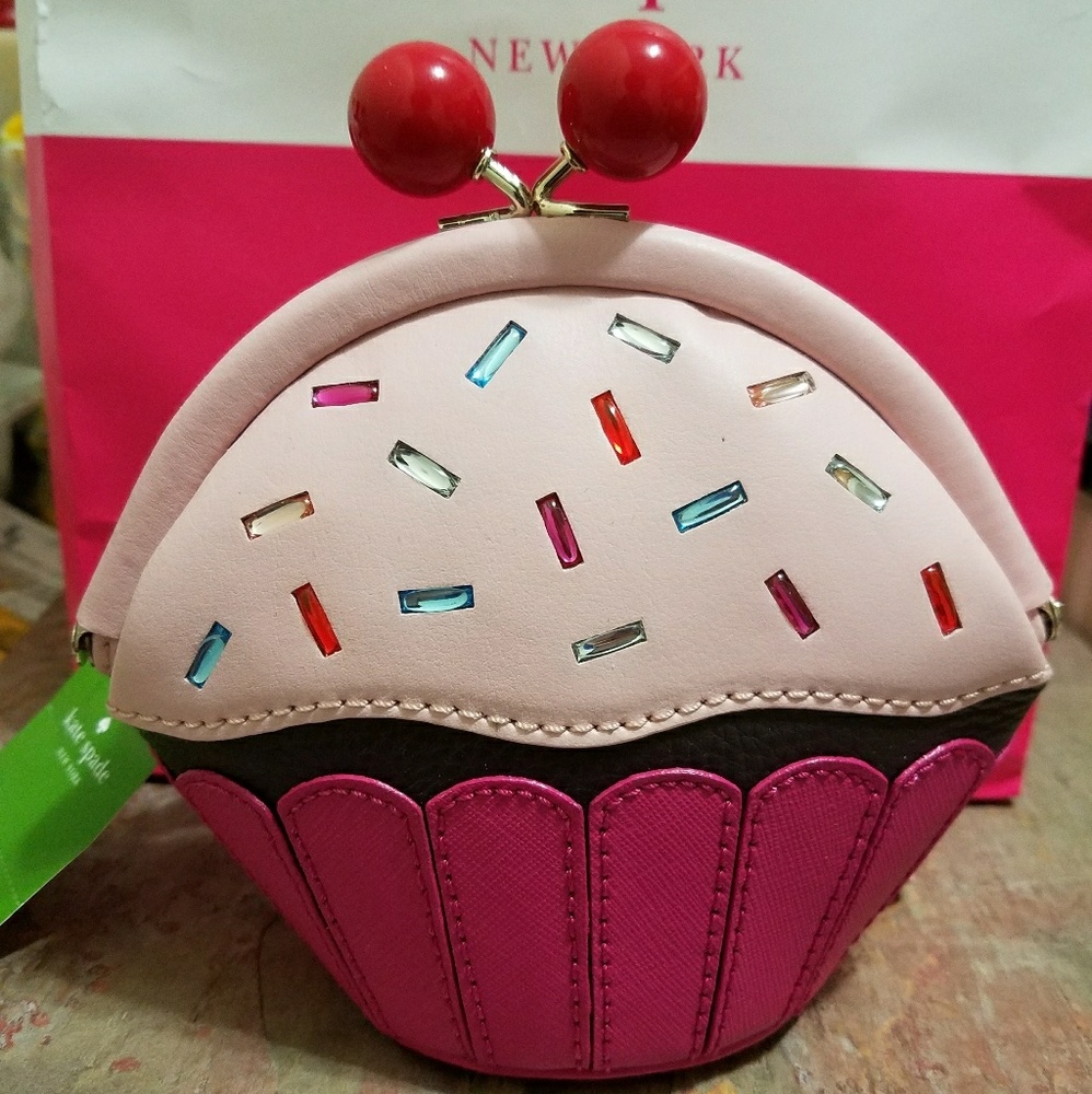 Kate Spade New York cupcake wristlet!