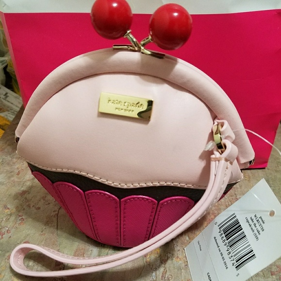 Kate Spade New York cupcake wristlet! - Picture 4 of 4