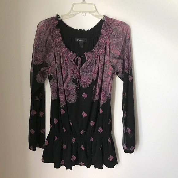 INC Top in Paisley Design