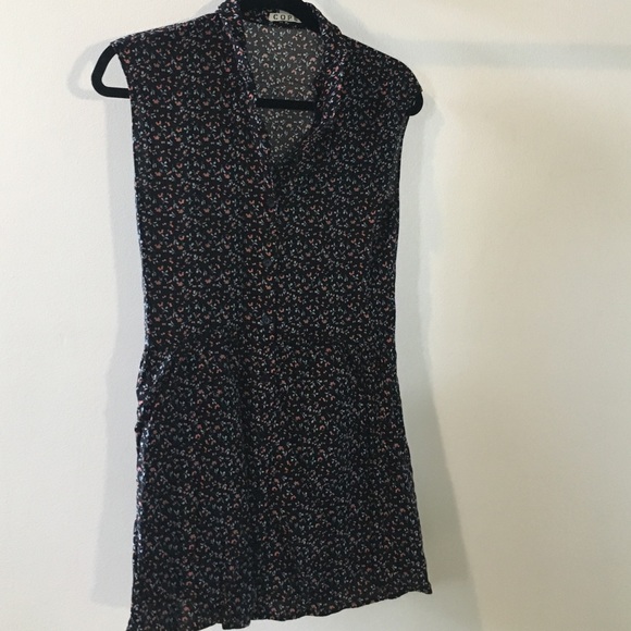 sleeveless shirt dress