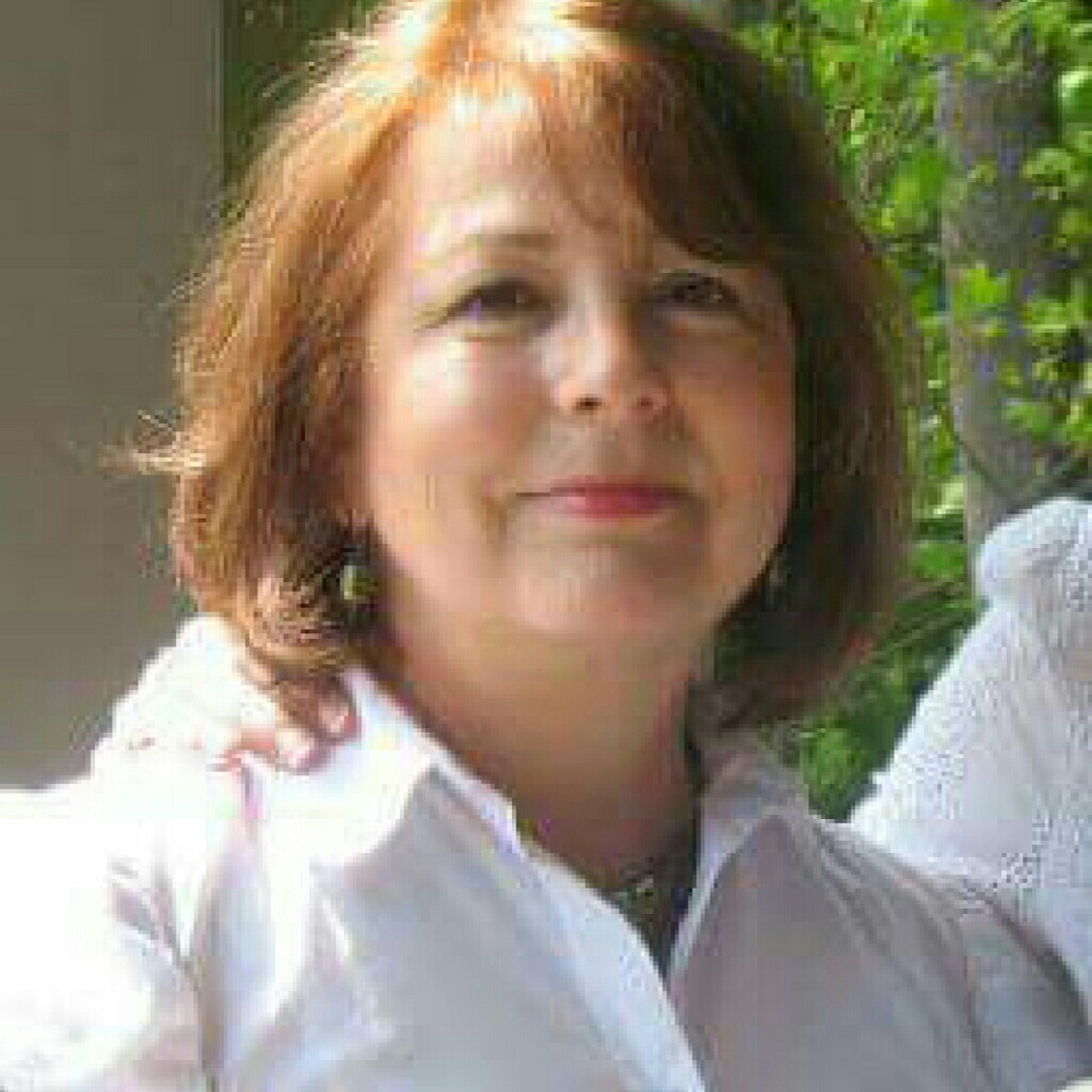 Visit my Mom's closet at @doreenpettit