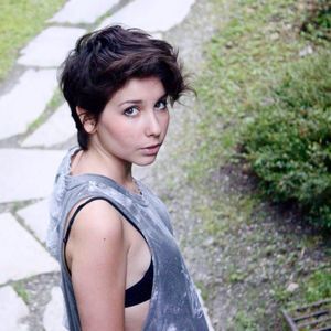 Meet your Posher, Carlotta