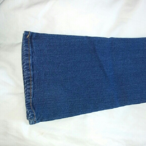 Boot cut - Picture 3 of 3