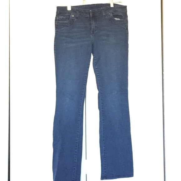 Boot cut blue jeans