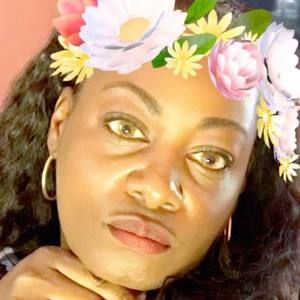 Meet your Posher, Ramona