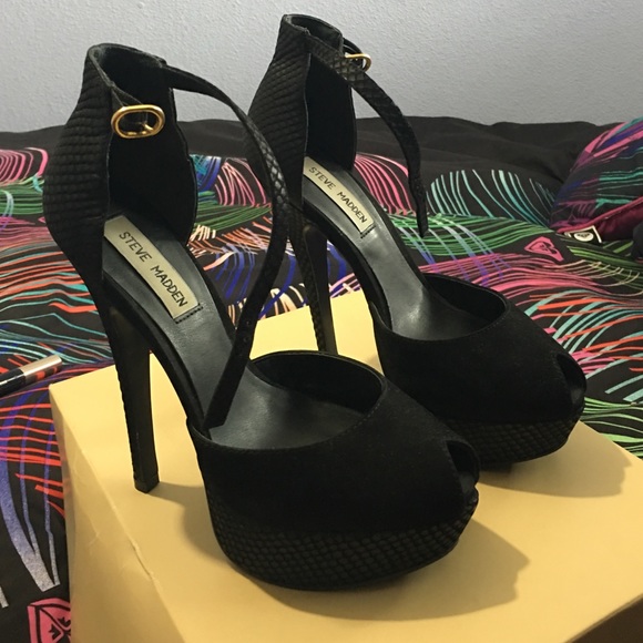 Steve Madden heels