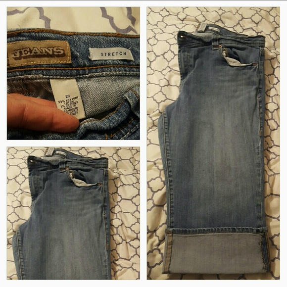 Old Navy Capris size 20