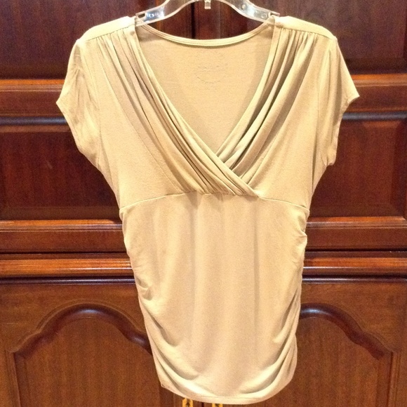 Inc tan too!!!  Like new!!!