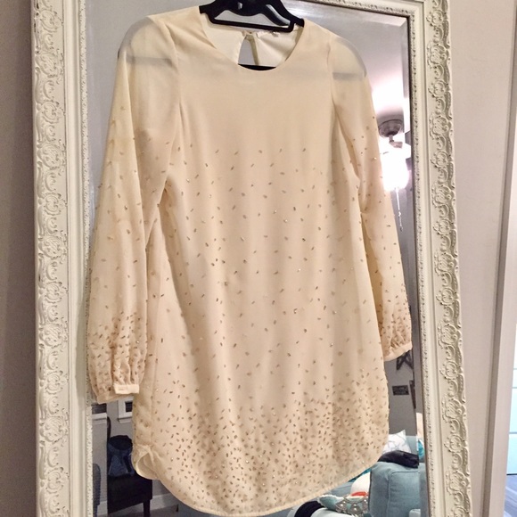 Cream rose gold 12th street by Cynthia Vincent