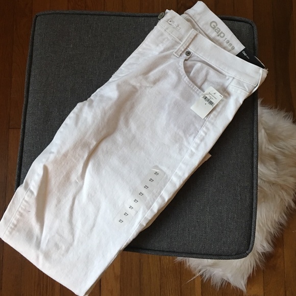 SALE 🎉 BNWT GAP 1969 Authentic Best GF Jeans