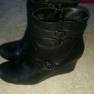 Kenneth Cole wedge booties