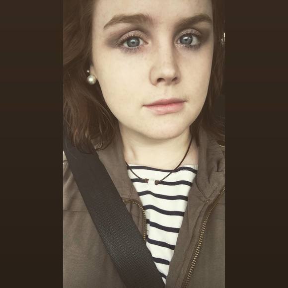 Meet your Posher, Hannah