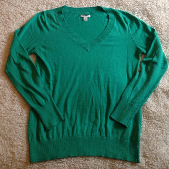 OLD NAVY v-neck sweater