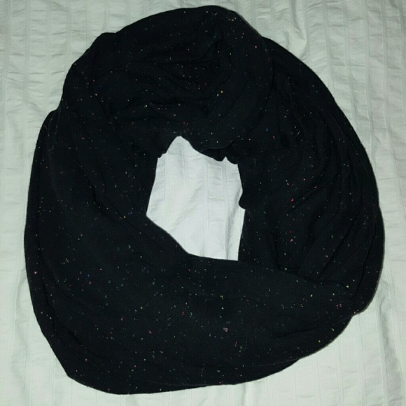 Huge infinity scarf