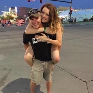 Meet your Posher, Cole