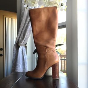 Camel/tan Liz & Co High Heeled Boots, 7M