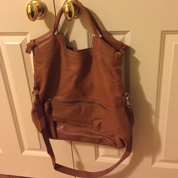 Foley and Corinna mid city tote. NEVER used.