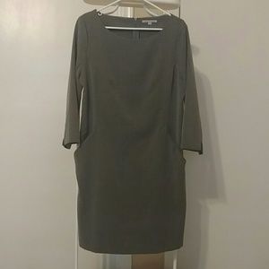 Gray 3/4 sleeve shift dress