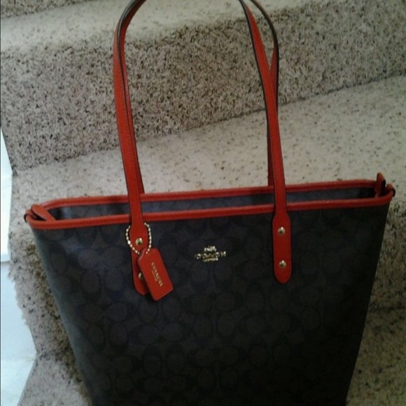 Coach Carmine and Brown Signature City Tote