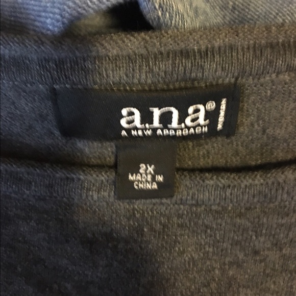 Sweater - Picture 2 of 2