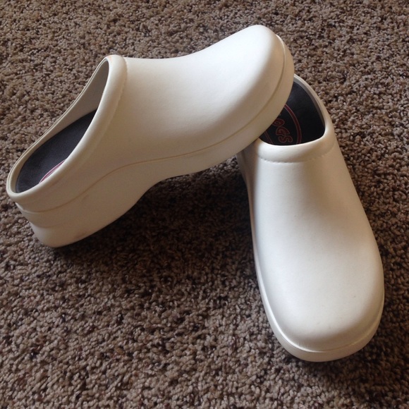 White Klogs - Picture 2 of 3