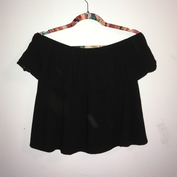 Off the shoulder summer crop top