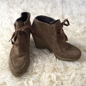 Nine West Suede Lace Up Wedges Ankle Boot Sz 8.5