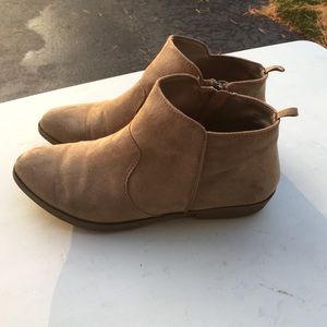 Gap Zip Up Ankle Booties