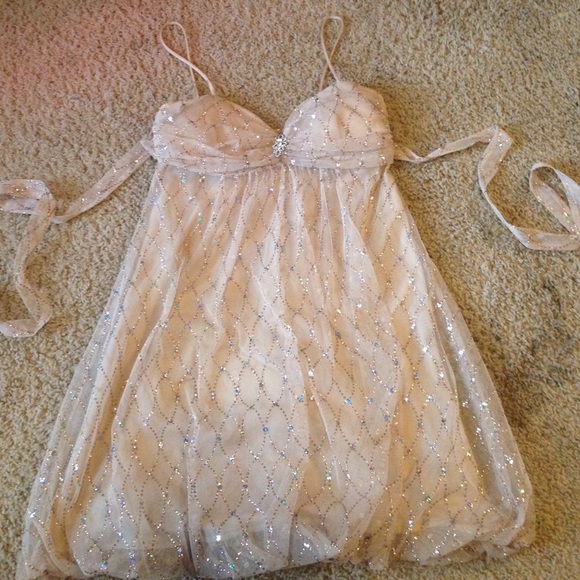 Dress sparkly