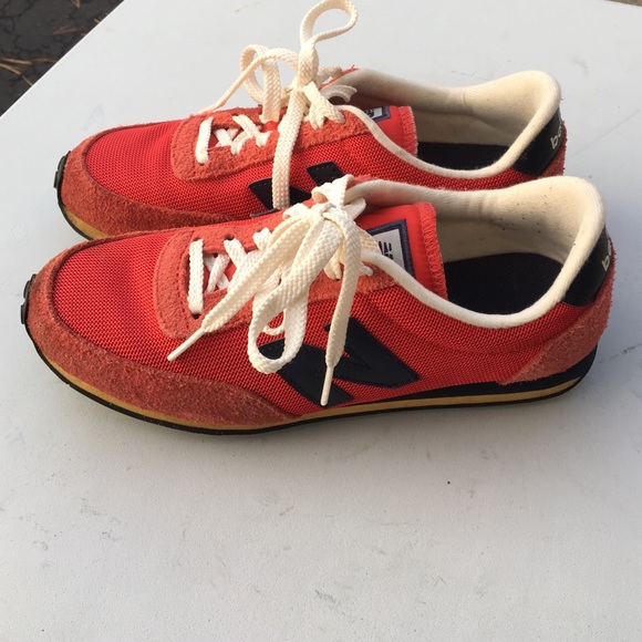 New Balance Sneakers - Picture 1 of 4