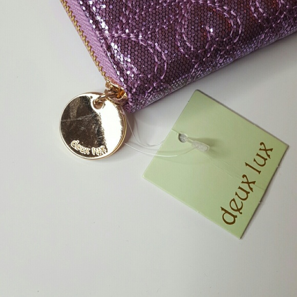 Pink Wallet - Picture 2 of 4