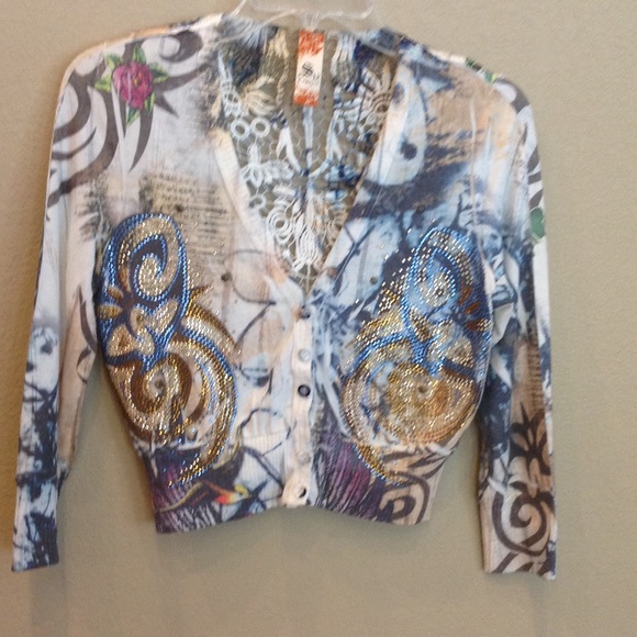 3/4 length  sleeve decorative sweater