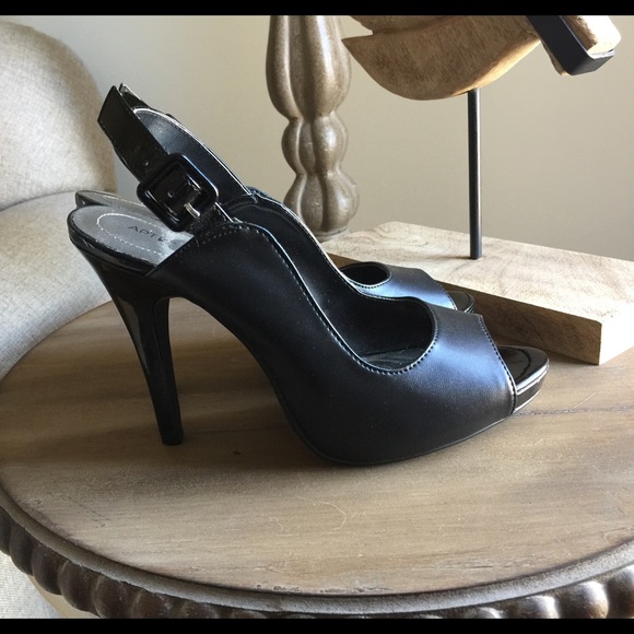 Apt 9 Black High Heels, Size 8