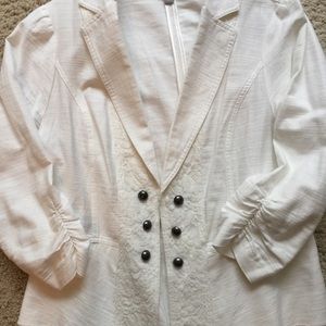 Super cute, stylish blazer!