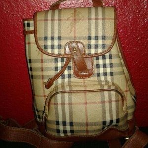 GORGEOUS BURBERRY BOOKBAG!