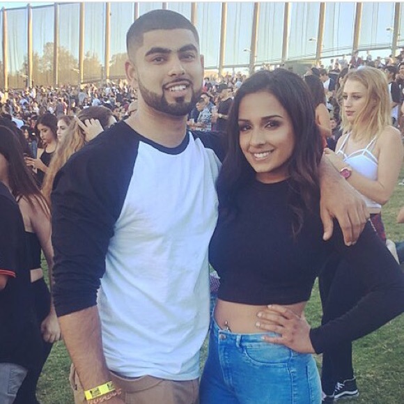 Meet your Posher, Shaneet - Picture 1 of 1