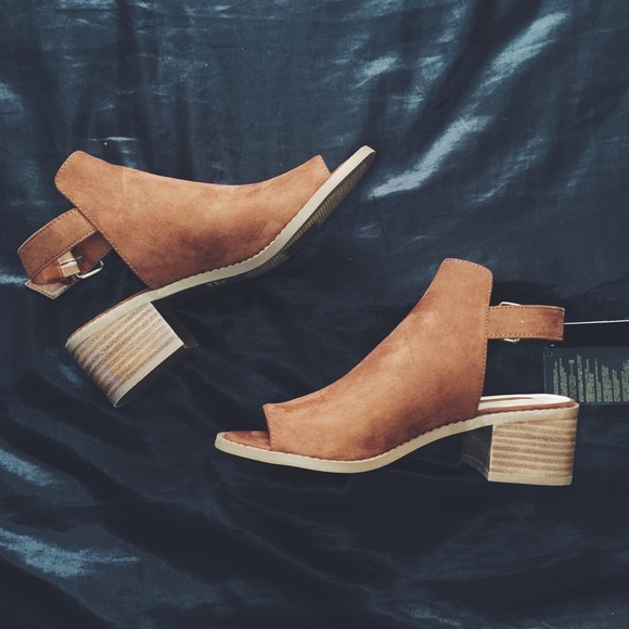 Ankle booties