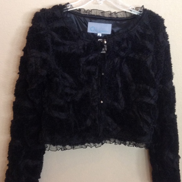 Long sleeve black sweater/jacket